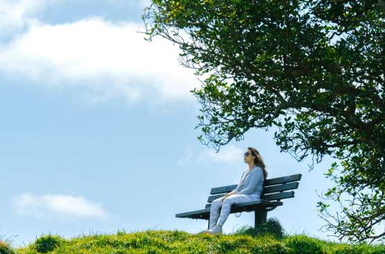 💤 De ce ne este greu să ne odihnim – chiar și când avem timp?