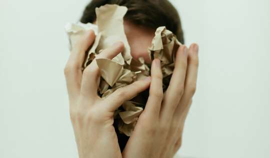 Anxietatea generalizată: simptome, cauze și soluții eficiente